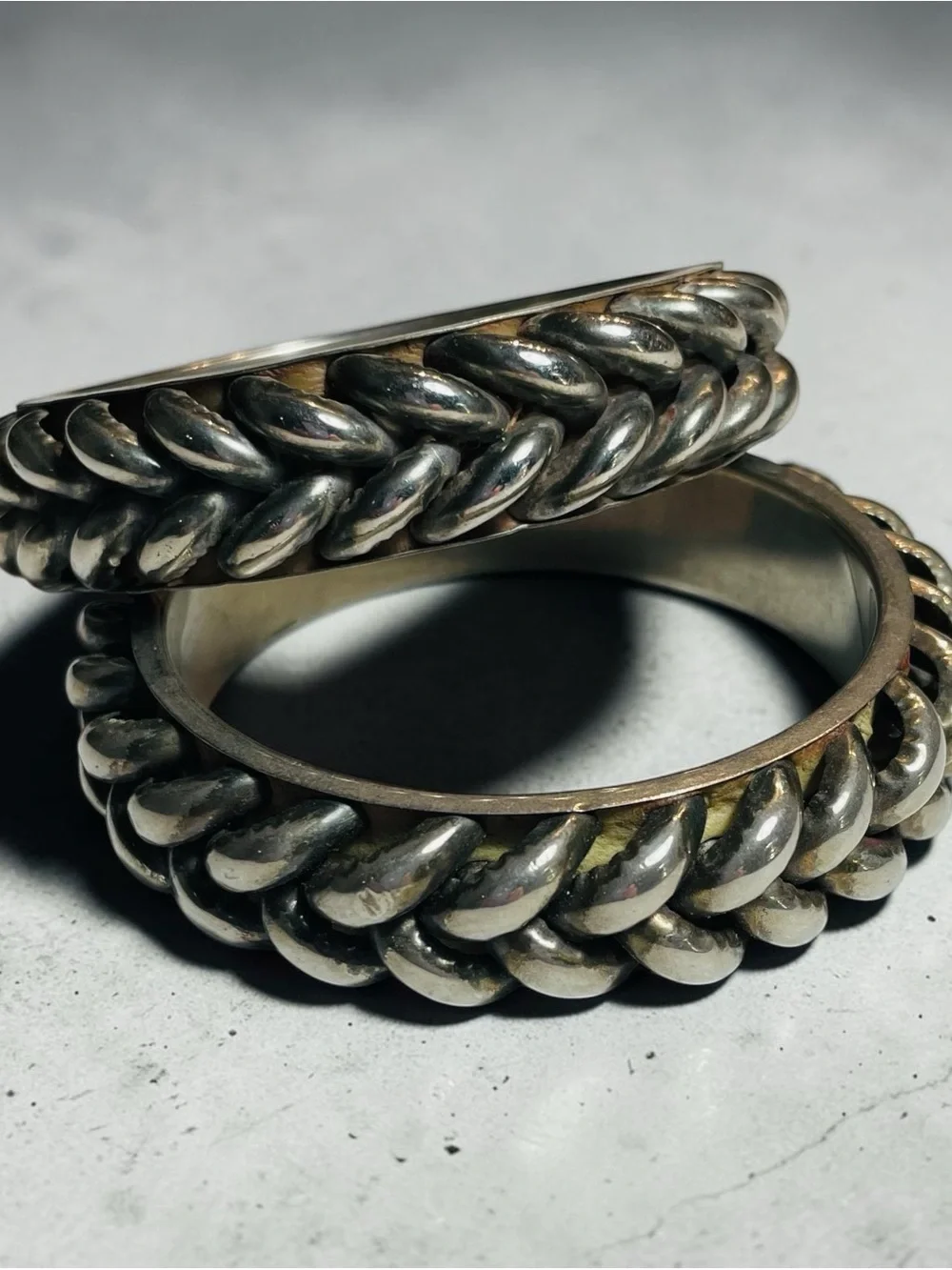 Vintage Chunky Twisted Link Silver-Tone Metal Bangle Bracelets Set of Two